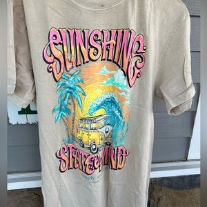 - SIMPLY SOUTHERN   Sleeve Tee Shirt NWT sz L